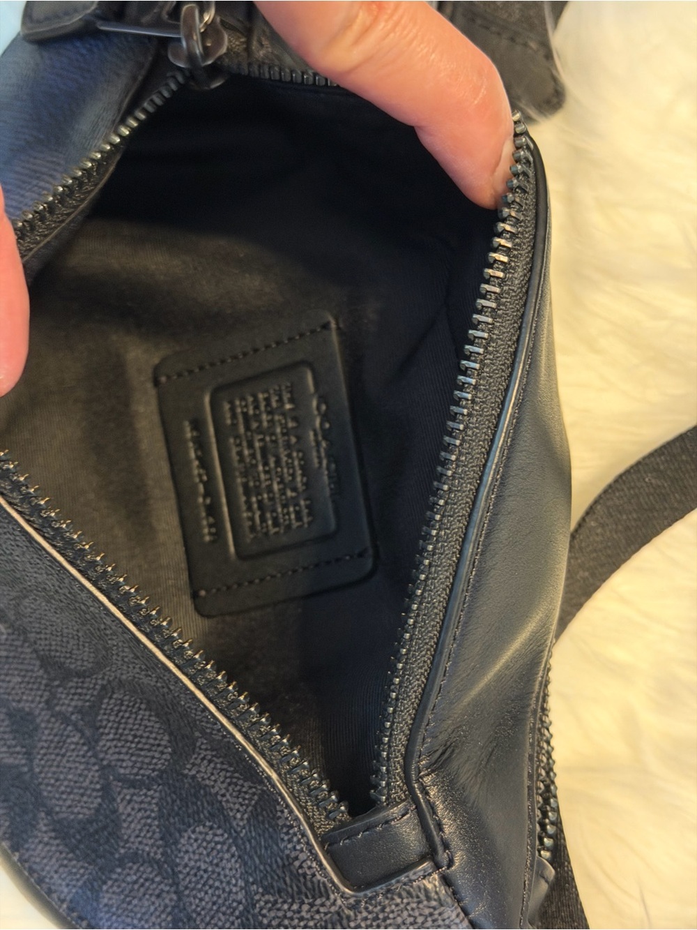 COACH Warren Mini Belt Bag/Fanny Pack Black Signature Coated Canvas No Hang Tag - Picture 5 of 16